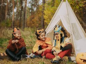 Fejr Fastelavn med Kreative Kostumer, Traditionsfyldt Mad og Sjove Aktiviteter for Hele Familien